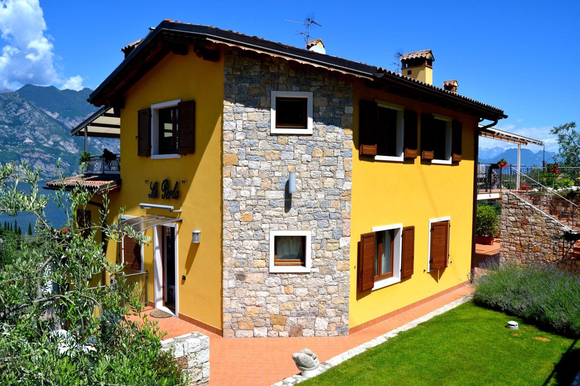 Appartamenti La Perla Malcesine Esterno foto